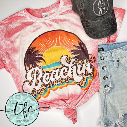 {Beachin'} distressed tee