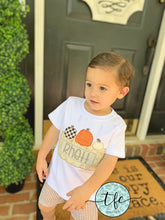 Load image into Gallery viewer, {Pumpkin Trio + Hay Bale} applique tee