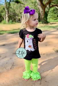{Too Cute To Spook} ghost applique tee