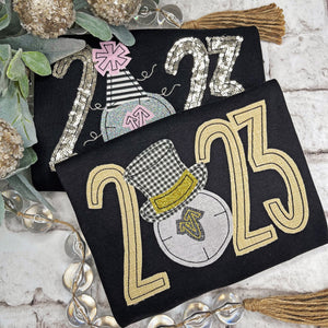{Girl's 2023} applique tee
