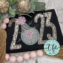 Load image into Gallery viewer, {Girl&#39;s 2023} applique tee